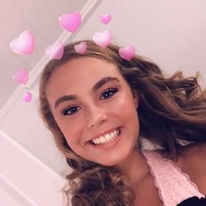 Meet your Posher, Maddie